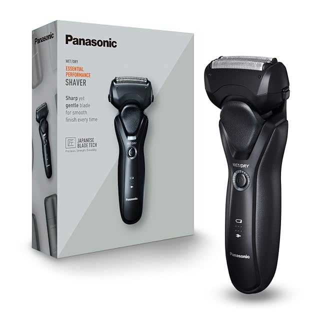 Panasonic ES-RT37 Series 500 foil shaver in black with pop-up trimmer