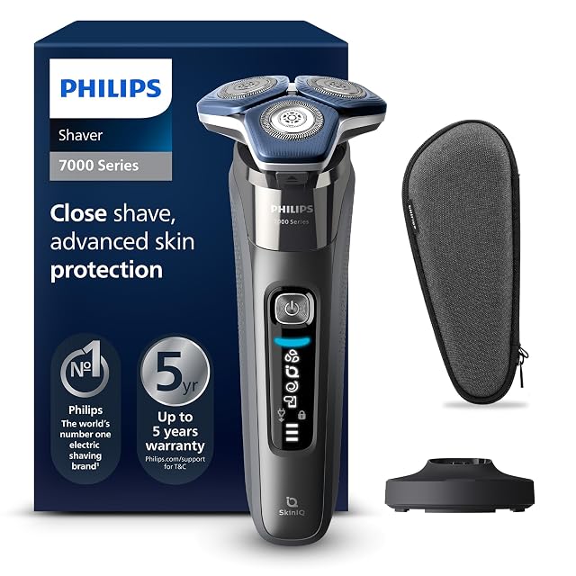 Philips Shaver Series 7000 S7887 rotary shaver with charging stand and travel case